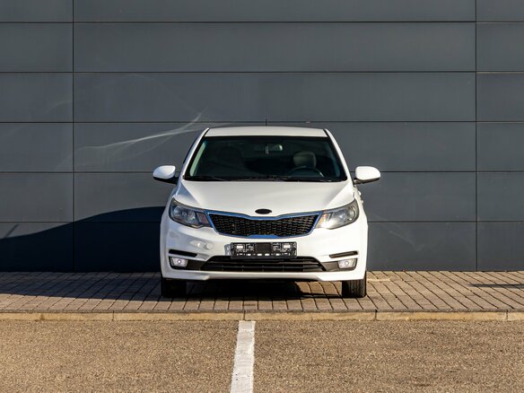2016 Kia Rio III Рестайлинг, белый, 795000 рублей - вид 18