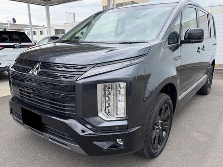 2023 Mitsubishi Delica D:5 I Рестайлинг, серый, 2730000 рублей, вид 4