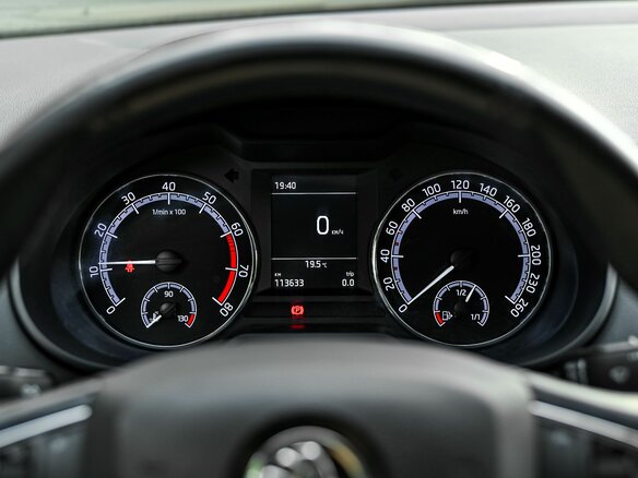 2018 Skoda Octavia III (A7) Рестайлинг, чёрный - вид 4