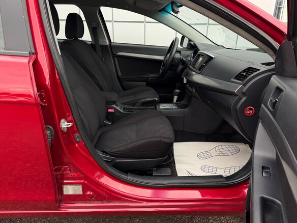 2007 Mitsubishi Lancer X, красный, 777000 рублей - вид 11