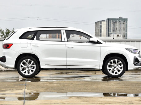 2026 Jetta VS7 I Рестайлинг 2, белый, 2050000 рублей, вид 3