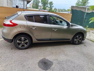 2013 Renault Megane III Рестайлинг, бежевый, 765000 рублей, вид 4