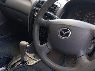 2000 Mazda Capella VI, белый, 150000 рублей, вид 5