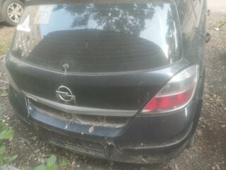 2010 Opel Astra H Рестайлинг, чёрный, 370000 рублей, вид 1