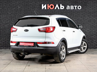 2011 Kia Sportage III, белый, 1380000 рублей, вид 4