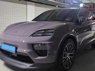 2025 Porsche Macan 4 II, фиолетовый, 17400000 рублей, вид 3