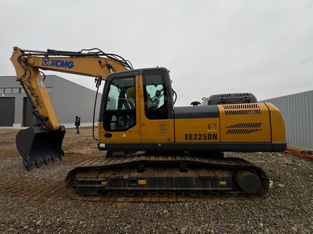 2023 XCMG XE225DN, золотистый, 9124125 рублей, вид 5