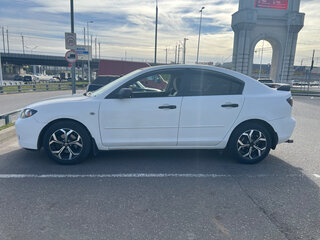 2008 Mazda 3 I (BK) Рестайлинг, белый, 520000 рублей, вид 4