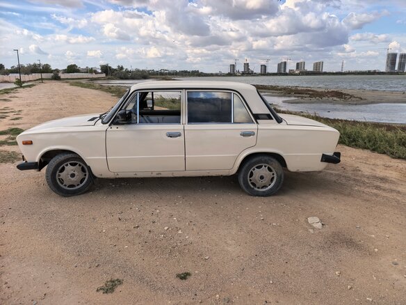 1980 Lada (ВАЗ) 2106, бежевый, 115000 рублей - вид 4