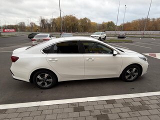 2021 Kia Cerato IV, белый, 2250000 рублей, вид 3