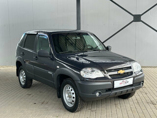 2018 Chevrolet Niva I Рестайлинг, коричневый, 639000 рублей, вид 2