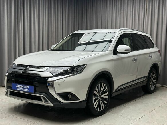 2019 Mitsubishi Outlander III Рестайлинг 3, белый