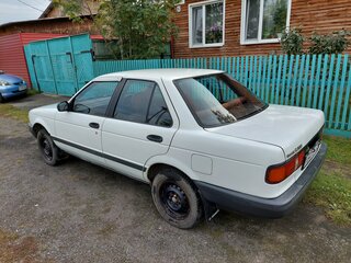 1991 Nissan Sunny B13, белый, 200000 рублей, вид 5
