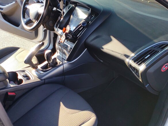 2012 Ford Focus III, серебристый - вид 10