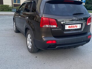 2010 Kia Sorento II, коричневый, 1100000 рублей, вид 4