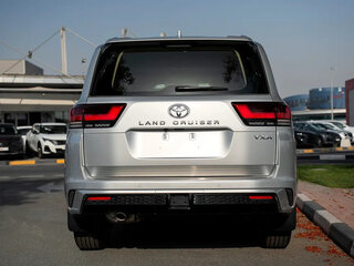 2026 Toyota Land Cruiser 300 Series, серебристый, 15700206 рублей, вид 4