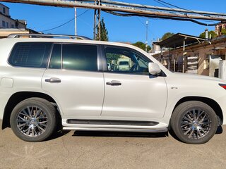 2011 Lexus LX 570 III, белый, 3950000 рублей, вид 3