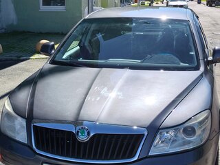 2010 Skoda Octavia II (A5) Рестайлинг, серый, 700000 рублей, вид 1