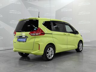 2016 Honda Freed II, жёлтый, 1440000 рублей, вид 4