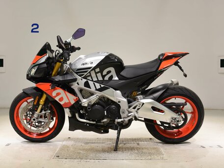 2018 Aprilia Tuono V4, чёрный, 1100000 рублей, вид 5