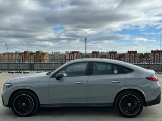 2026 Mercedes-Benz GLC Coupe 300 II (C254), серый, 10550000 рублей, вид 2