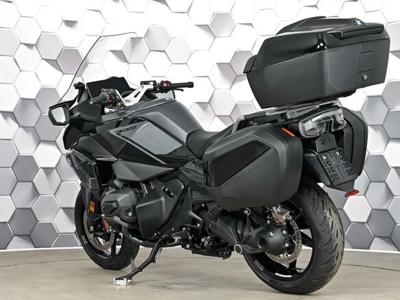 2025 BMW R 1300 RT, чёрный, 2977000 рублей - вид 7