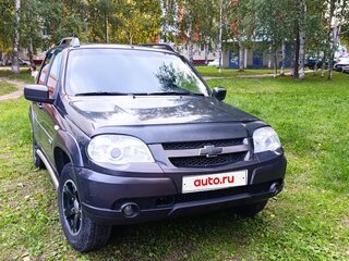 2013 Chevrolet Niva I Рестайлинг, коричневый, 480000 рублей, вид 1