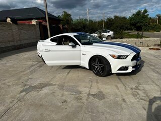 2016 Ford Mustang VI, белый, 3650000 рублей, вид 4