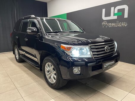 Toyota Land Cruiser 200 Series Рестайлинг 1