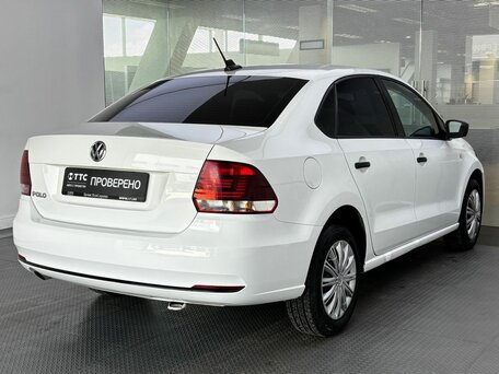 2019 Volkswagen Polo V Рестайлинг, белый, 905000 рублей, вид 5