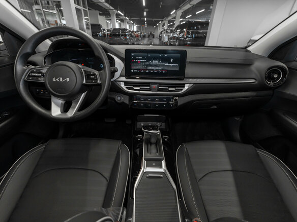 2026 Kia K3 II (China Market) Рестайлинг, белый, 2990000 рублей - вид 7