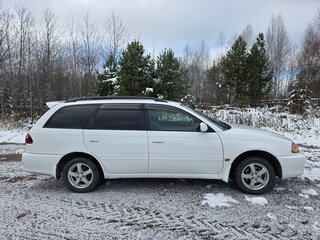 2000 Toyota Caldina II Рестайлинг, белый, 600000 рублей, вид 3