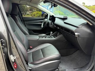 2022 Mazda 3 Axela IV (BP), серый, 1700000 рублей, вид 5