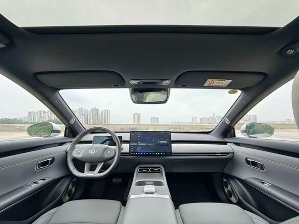 2026 Changan Qiyuan A06 28.39 kWh, серый, 2400000 рублей - вид 11