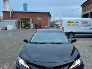 2022 Toyota Camry VIII (XV70) Рестайлинг, чёрный, 2500000 рублей, вид 1