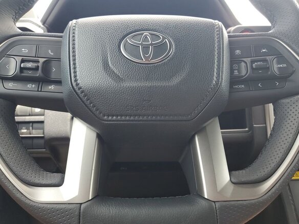 2025 Toyota 4Runner VI, чёрный, 11275334 рублей - вид 8