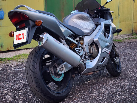 2005 Honda CBR 600F, серый, 550000 рублей, вид 4
