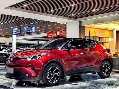 2022 Toyota C-HR I Рестайлинг, красный, 1735000 рублей, вид 1