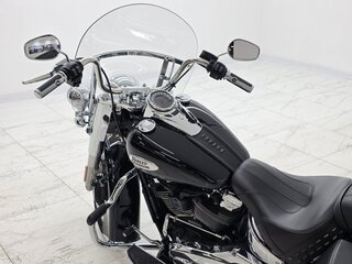 2021 Harley-Davidson Heritage Classic, чёрный, 2150000 рублей, вид 3