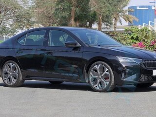 2026 Skoda Octavia RS IV Рестайлинг, чёрный, 5800000 рублей, вид 4