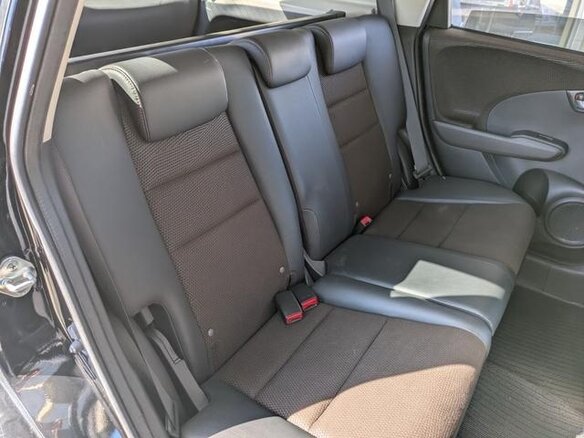 2015 Honda Fit Shuttle I Рестайлинг, чёрный, 705000 рублей - вид 13