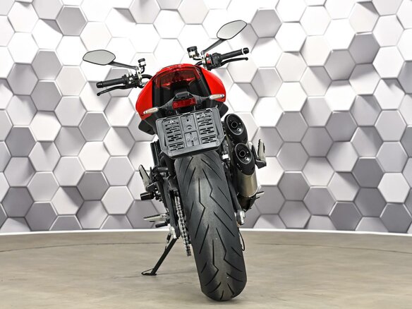 2023 Ducati Monster 937, красный, 899000 рублей - вид 5