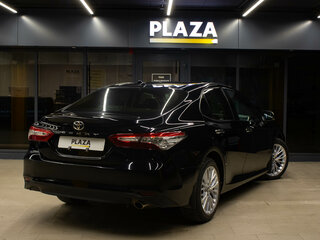 2019 Toyota Camry VIII (XV70), чёрный, 2809000 рублей, вид 4