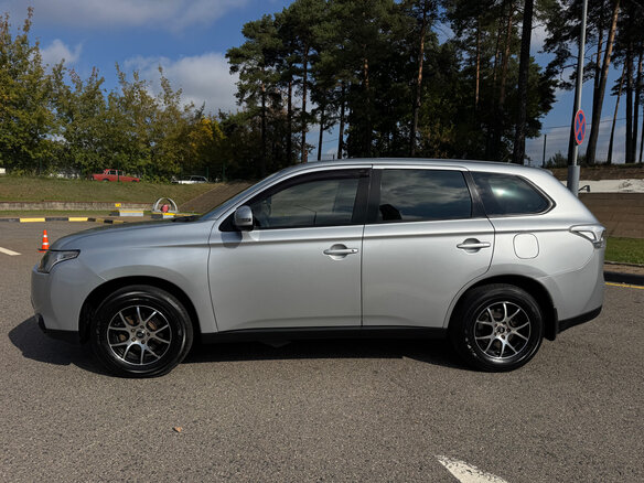 2013 Mitsubishi Outlander III, серебристый, 1249000 рублей - вид 6