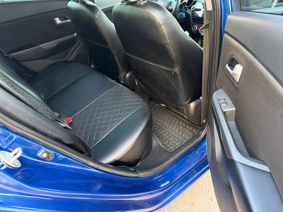 2013 Kia Rio 5-speed III, синий, 900000 рублей - вид 20