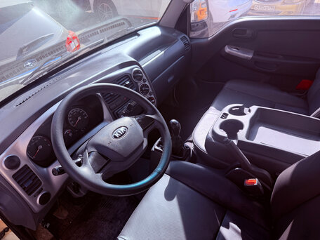 2015 Kia Bongo, белый, 850000 рублей, вид 3