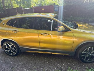 2019 BMW X2 xDrive18d I (F39), золотистый, 2900000 рублей, вид 4