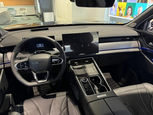 2025 Chery Tiggo 9 I, чёрный, 4362667 рублей - вид 14