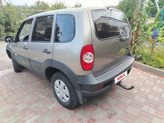 2012 Chevrolet Niva I Рестайлинг, серый, 445000 рублей, вид 3