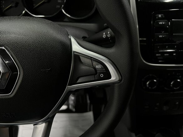 2019 Renault Logan II Рестайлинг, коричневый, 1040000 рублей - вид 16